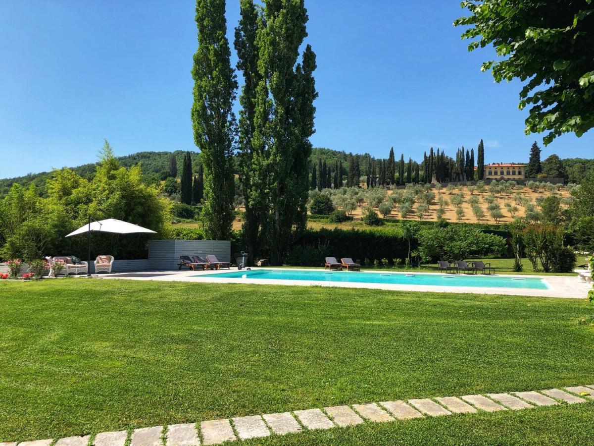 Villa Giuliana อาเรซโซ ภายนอก รูปภาพ